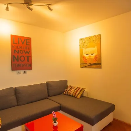 Apartman Nina's Place זאדאר